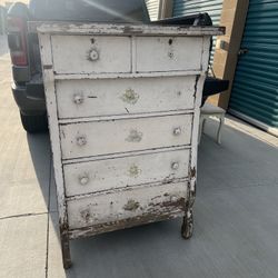Antique Chest Of Drawers 
