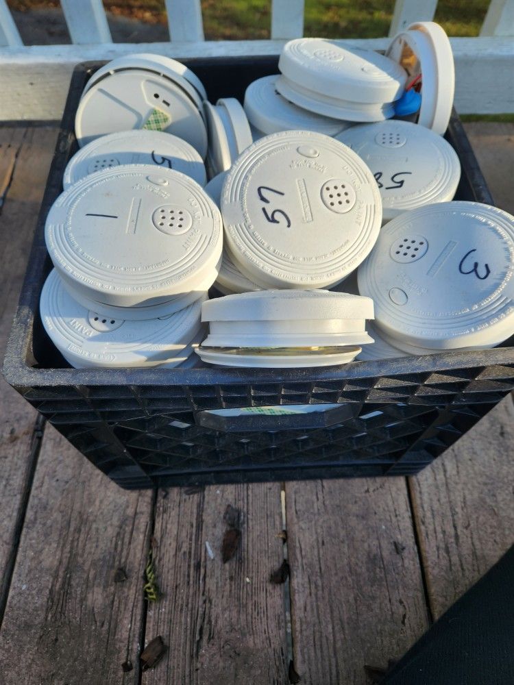 Lot of used smoke detectors 50+