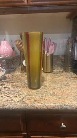Cute 10” Tall Vase