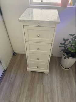 Pottery barn Sundry marble table