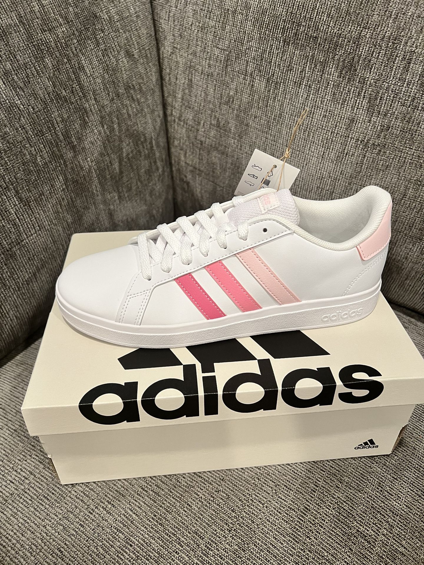 Adidas Grand Court 2.0K Size 8 Women Or 6.5 GS 