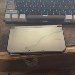 NEW 3ds XL hacked 258 GB 