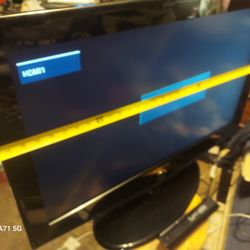 32 INCH SAMSUNG FLAT SCREEN 