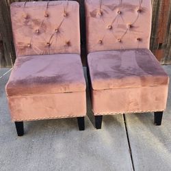 2 Accent Chairs With Storage 
