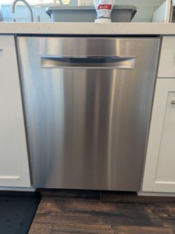 Bosch Series 500 24 In. Dishwasher in Stainless Steel