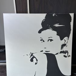 Audrey Hepburn Poster Frame