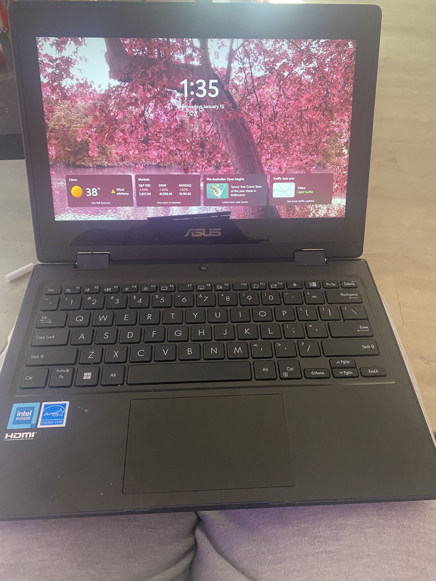 Laptop