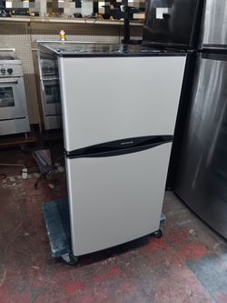 Frigidaire top freezer mini-fridge 21.75-inch