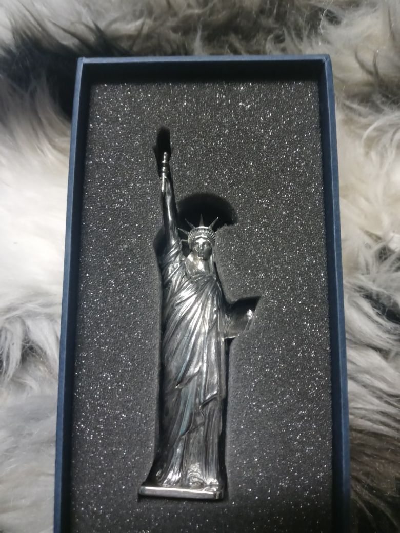 Sterling Silver 5.4 ounce Statue