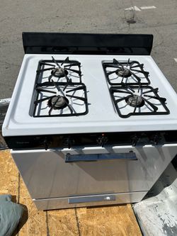Gas stove