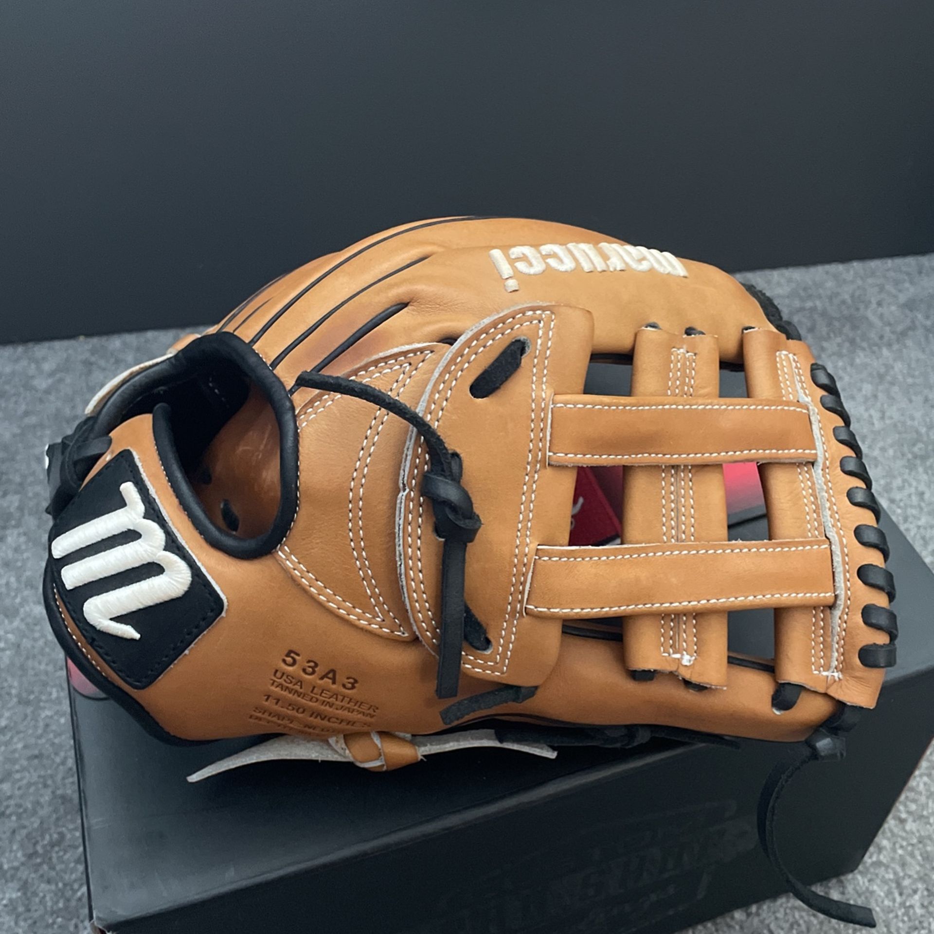 Marucci Capital Series Baseball Glove 11.5