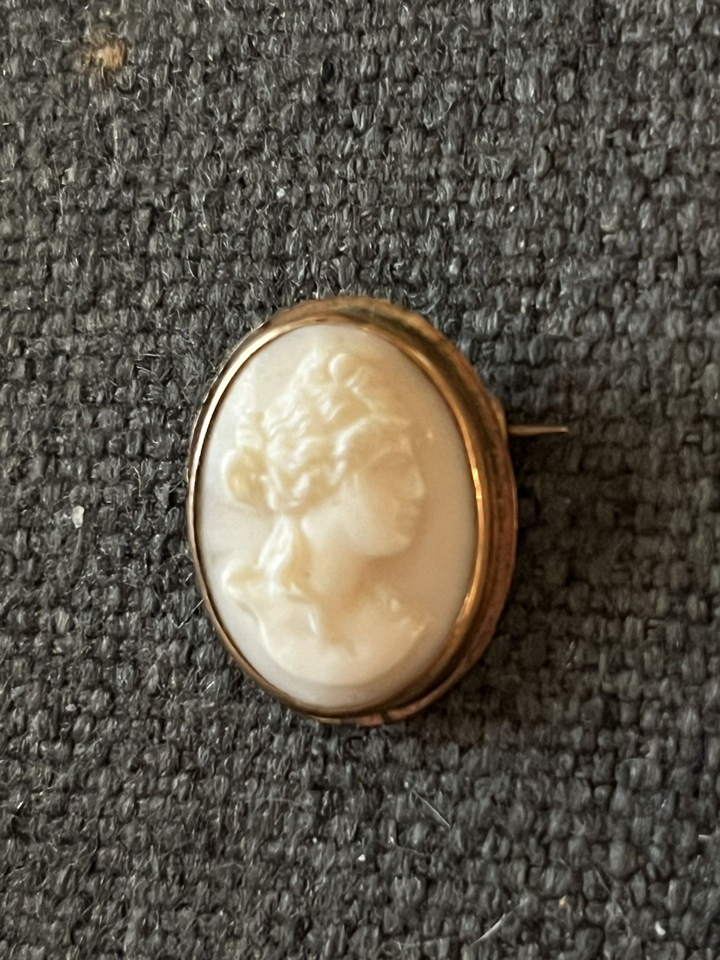 Petite Victoria Cameo., Beautiful Woman Carved White Shell