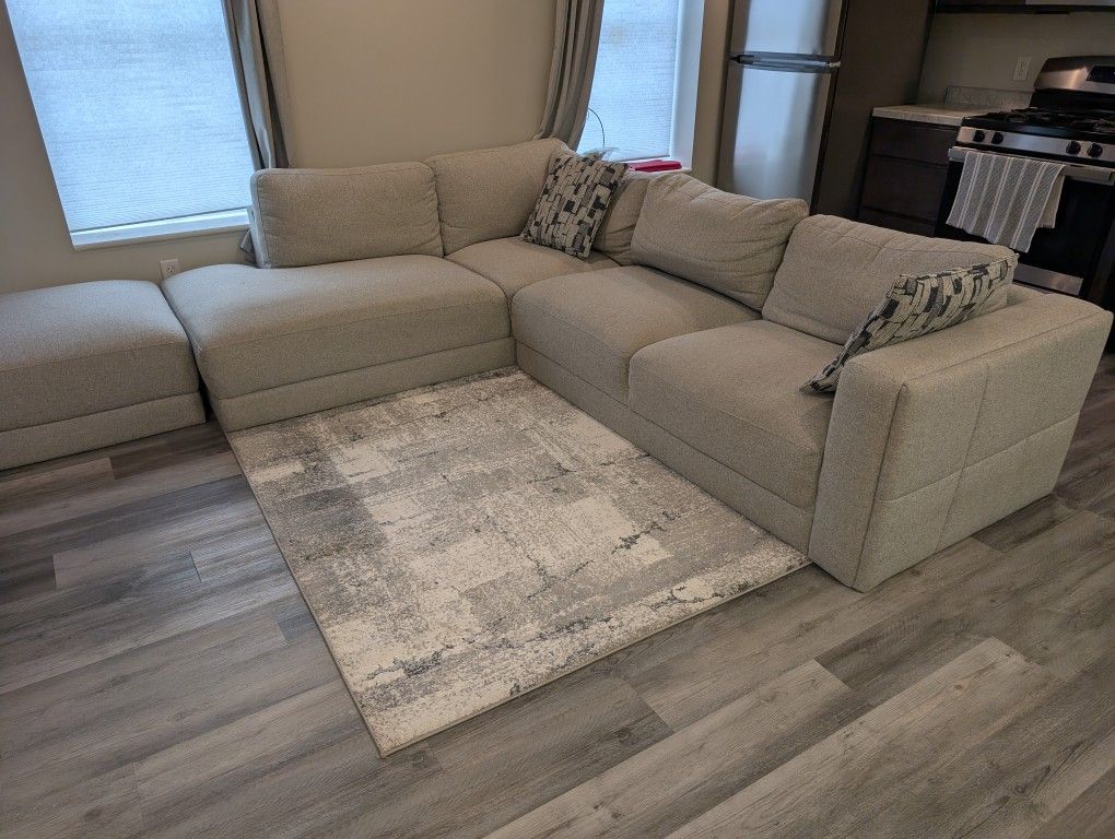 Sectional Sofa with Ottoman