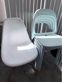4 IKEA URBAN Stackable Chairs – Sky Blue