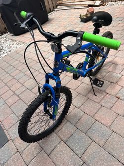 Blue BCA Crossfire Bike 15”