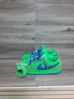 Size 12 Nike sb Dunk Low X grateful Dewalt green bear