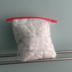 1 Gallon Bag Of Pillow Stuffing