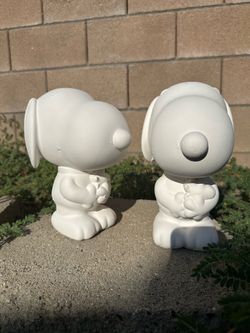 Snoppy Dog Plaster Figures 8.5 inch