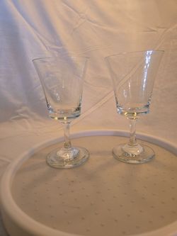 Vintage Cristal D'Arques "Chantilly Plain" Wine Glasses – Pair