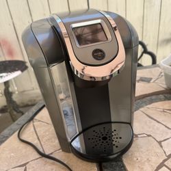 Keurig K300 2.0 Coffee Brewing System 4 Cups