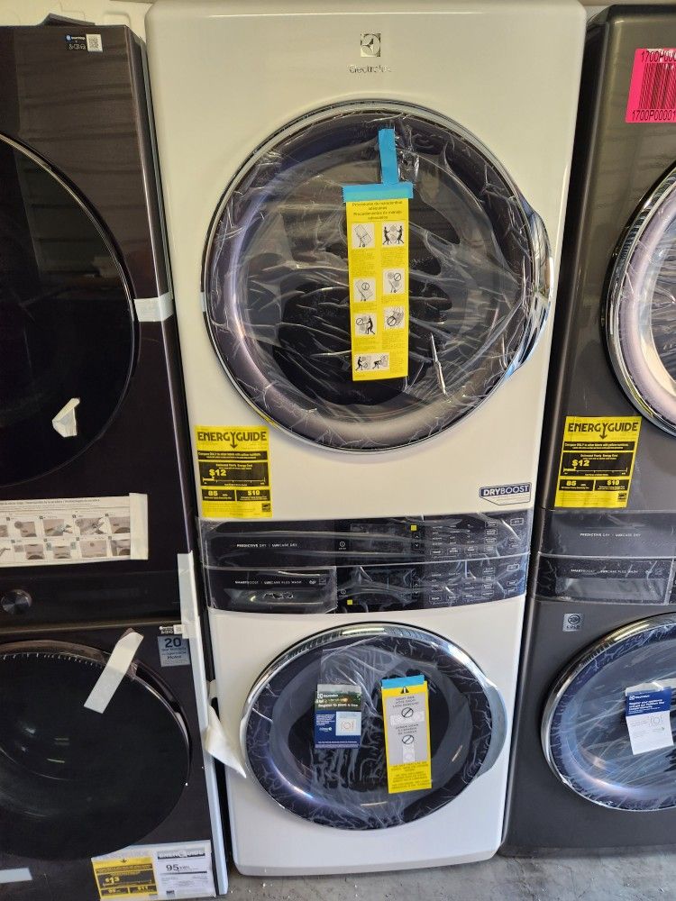 Electrolux Stackable Washer And Gas Dryer