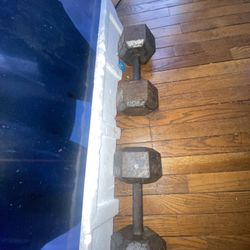 2 40 Pound Dumbbells 100$