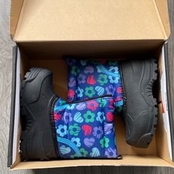 Snow Boots for Girls Size 8, Northside