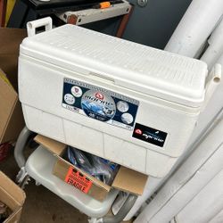 Marine Igloo 48 Quart Cooler NEW