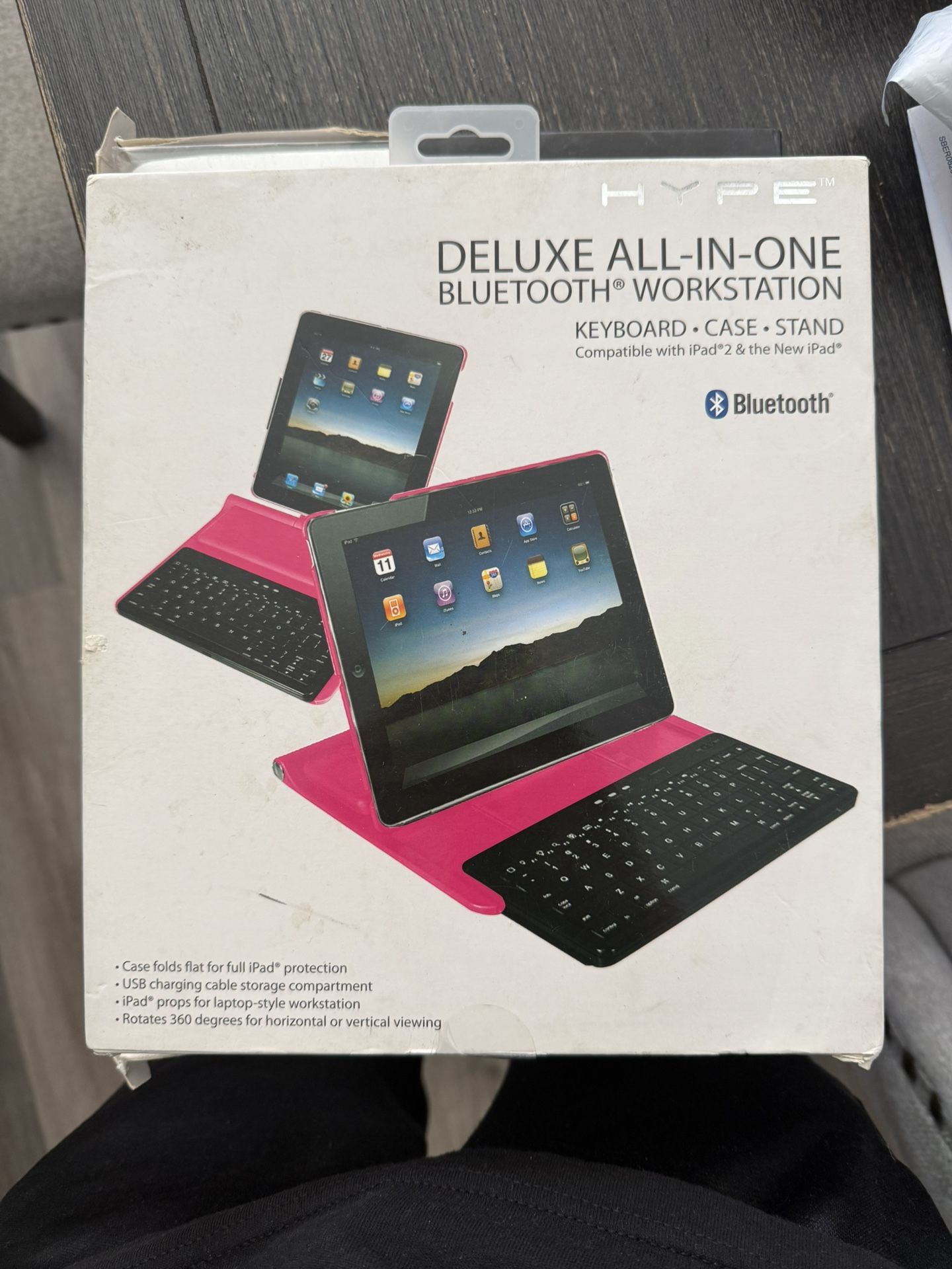 Hype Deluxe All-in-One Bluetooth Workstation