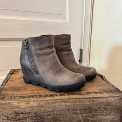 Women’s Size 6 Sorel