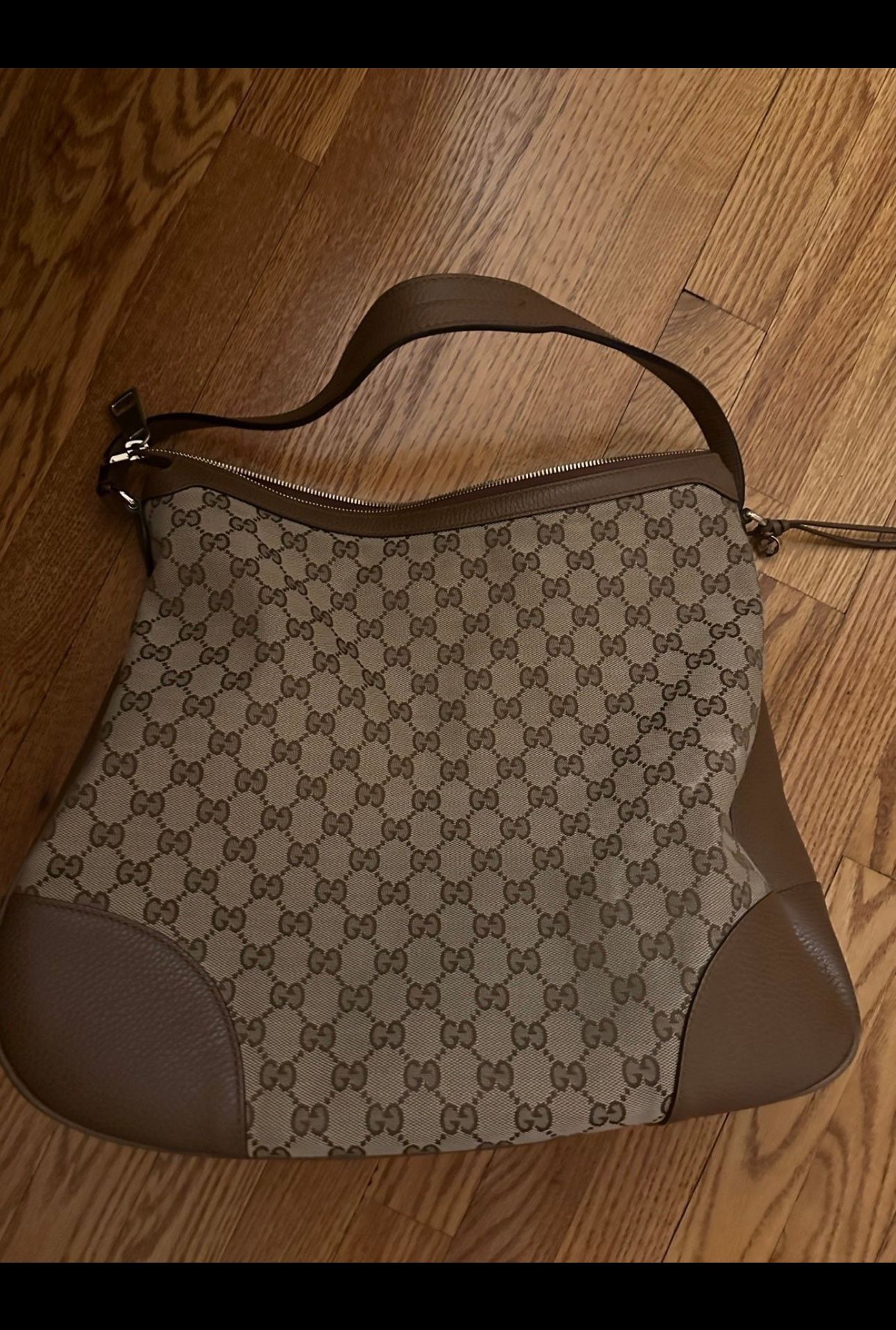 Gucci Women’s Shoulder Bag