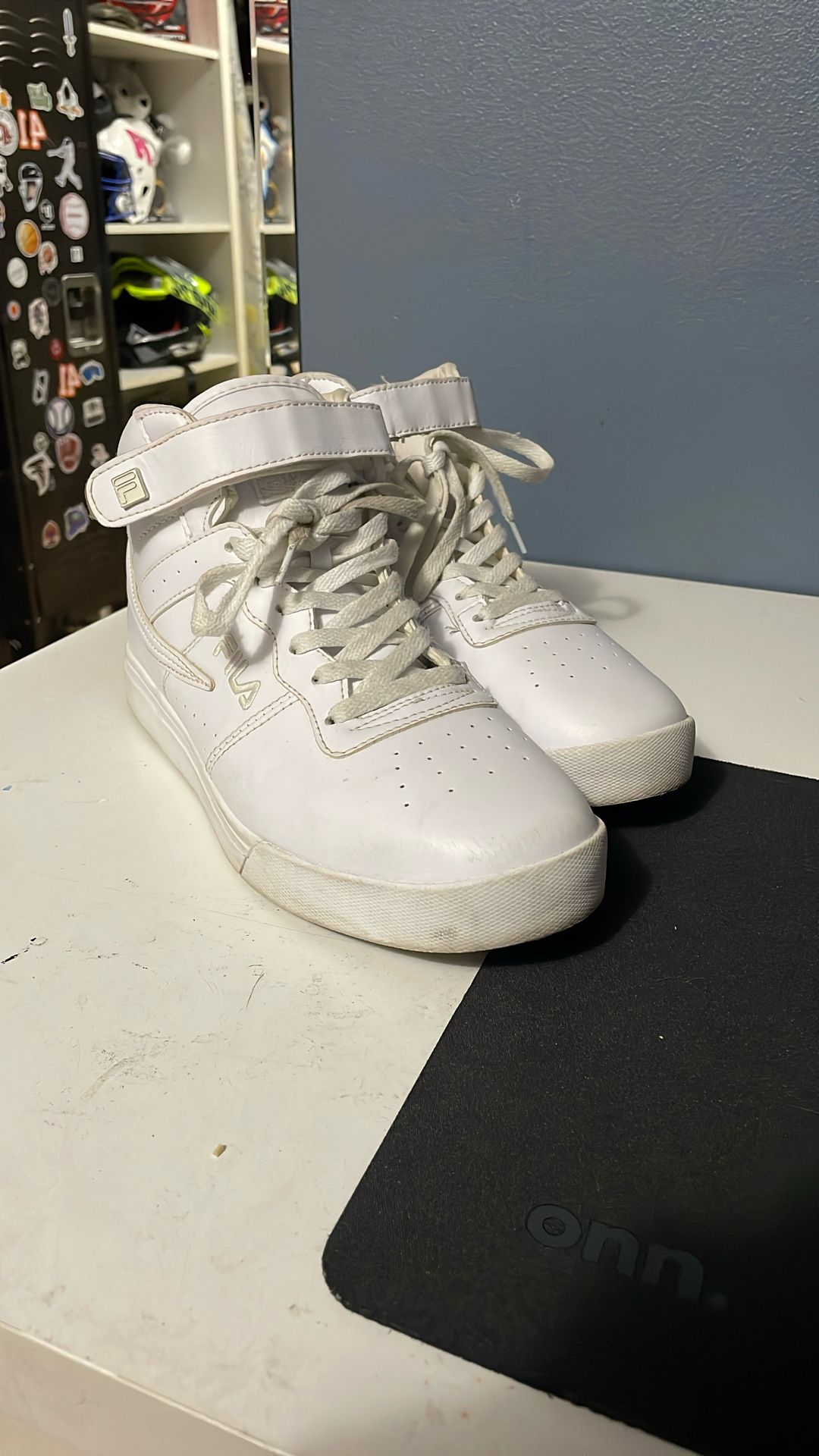 Fila Shoes Men’s 10.5 White 