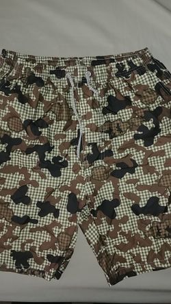 Board shorts/ swim trunks