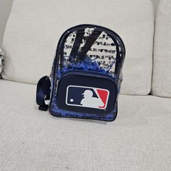 MLB
LIMITED EDITION STADIUM MINI BACKPACK