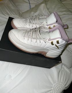 Jordan 12 Plum Fog 9.5y Size 9.5 Men 