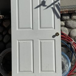 Door 4 Panel White - Interior 