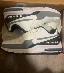 Air max white
