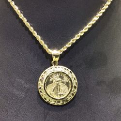 10k Gold Rope Chain With 20” Inch Long With Pendant Together Both Together.‼️‼️‼️