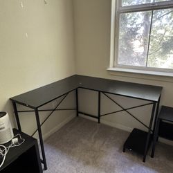 L-Shaped Desk - Black