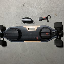 meepo v5 ( Electric Skateboard)