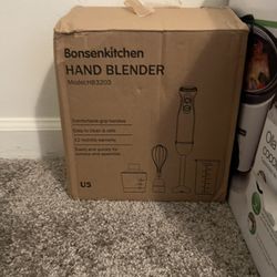 Hand mixer 