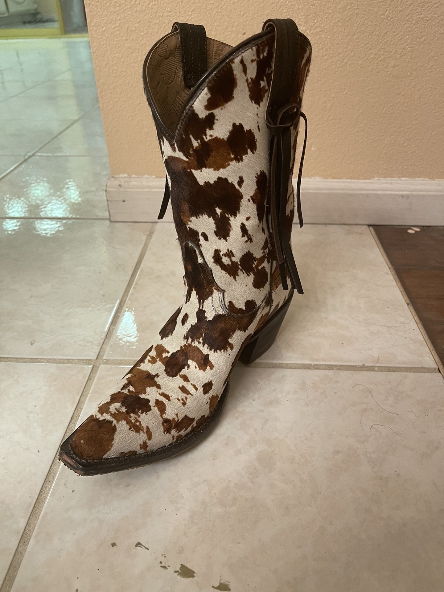 Cowgirl Boots And Belts