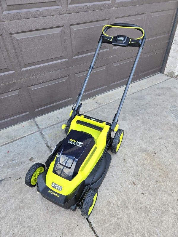 RYOBI 40V Push Lawn Mower (Tool-Only) (no bag)