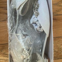 White Wedding Flats 