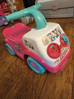 Minnie Mouse Ride On Toy