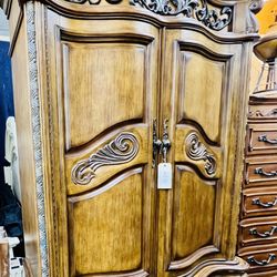 AICO By Michael Amini EDEN PARADISIO Armoire - GA