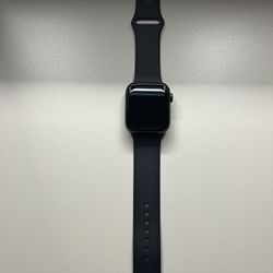 Apple Watch SE series Mid Black