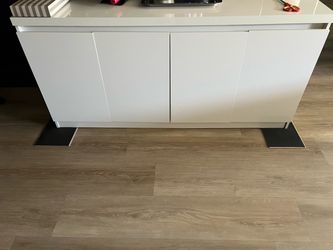 White Gloss  Cabinet