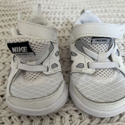 Infant White Nike’s Size 4c