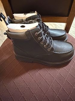 Black Lace-Up Ankle Boots boy size 4